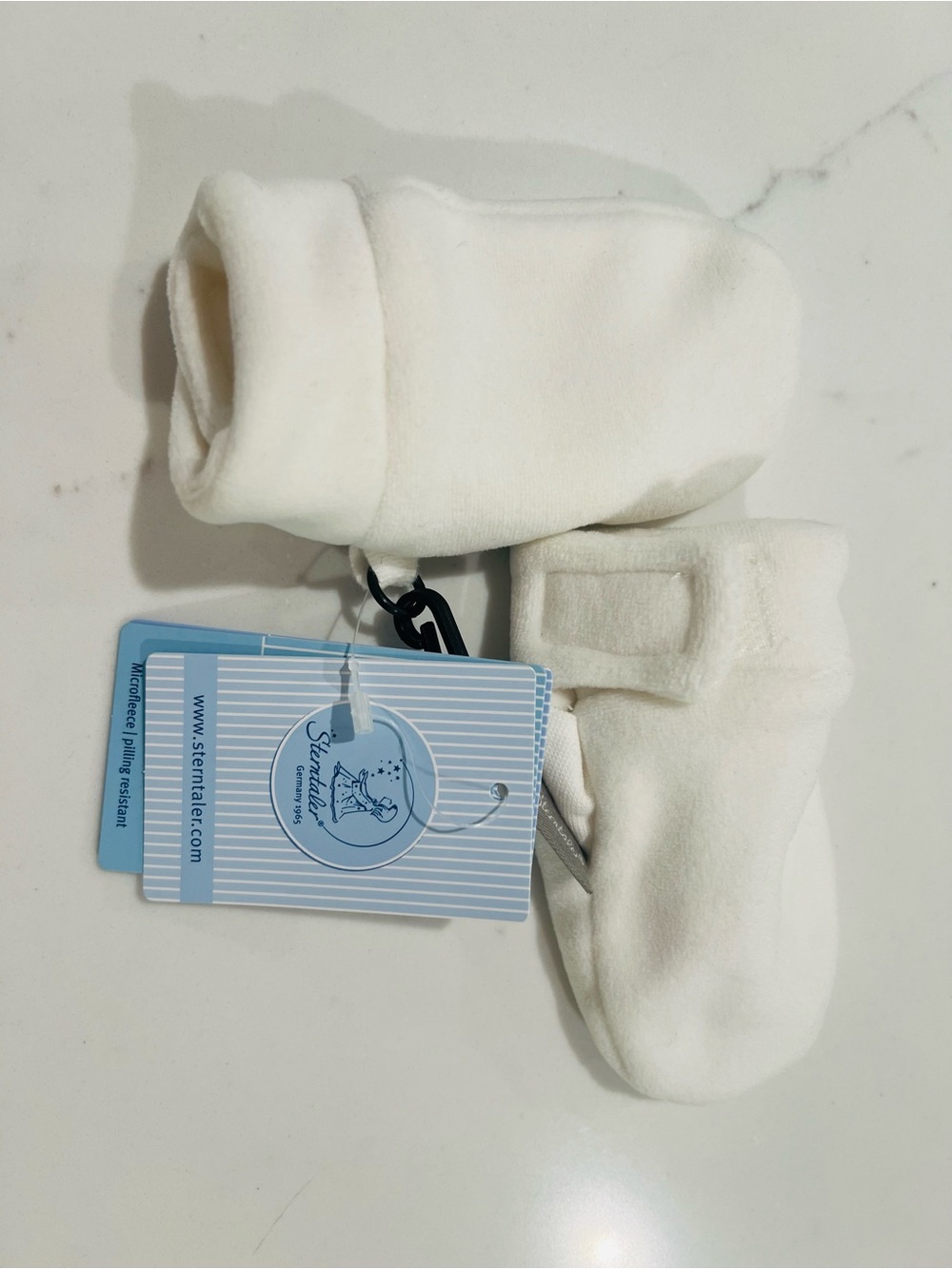 Newborn micro fleece gloves/ mittens, from Germany